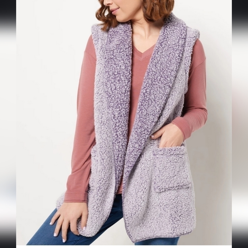 UGG Koolaburra purple faux fur long open vest with side pockets. XL